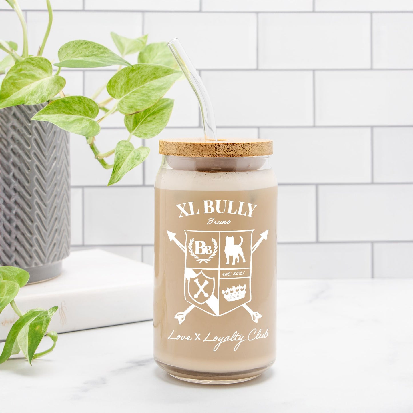 XL Bully Heritage Crest Glass Can – 16oz